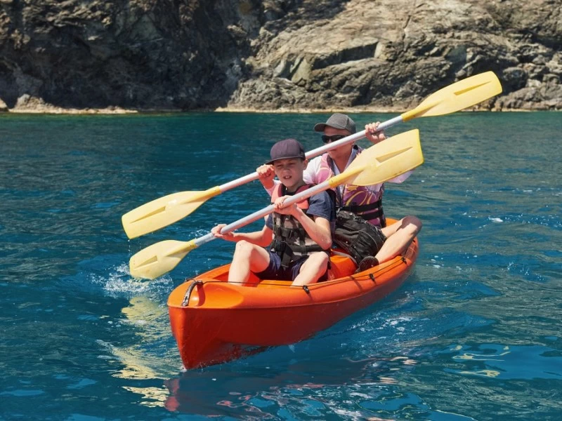 Kayaking & Piragua