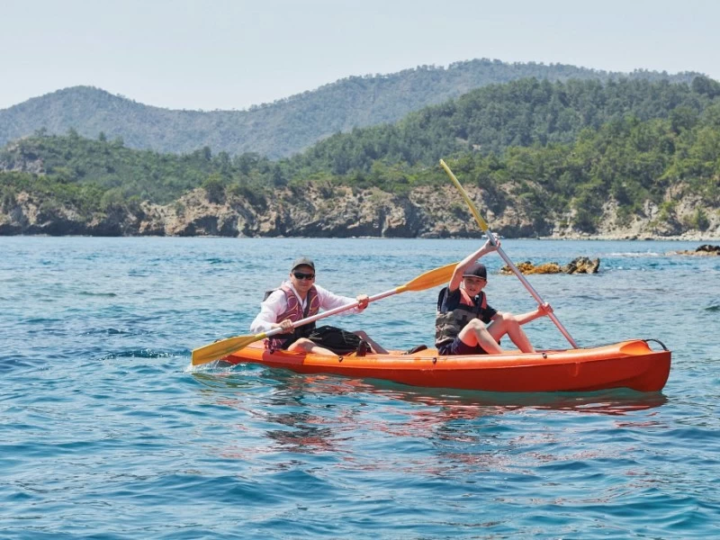 Kayaking & Piragua